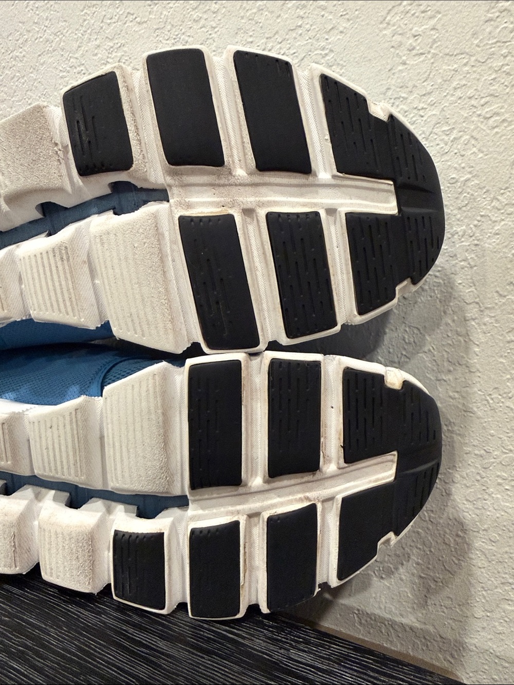 On Running Men's Size 12 Athletic Shoe - Blue/Black - Picture 10 of 13